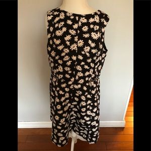 Ann Taylor fit + flair black/white floral dress.